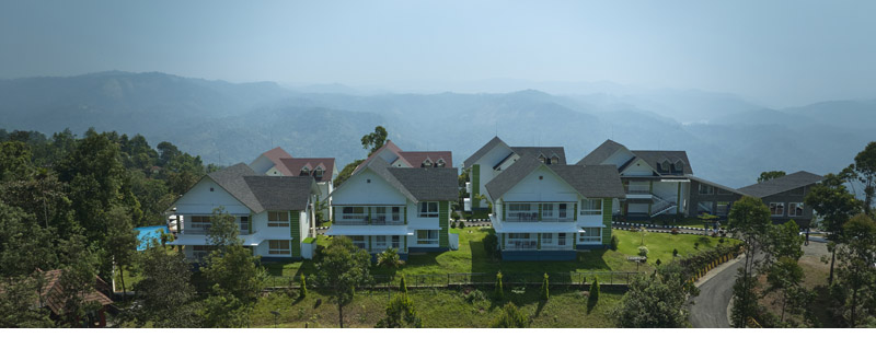 Stay in Munnar and Wake Up to the Magic of the Misty Mountains